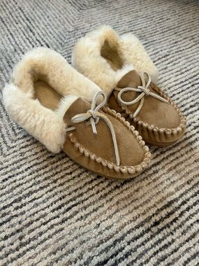 L.L. Bean Women’s Cozy Shearling-Lined Moccasin Slippers - Tan Size 7